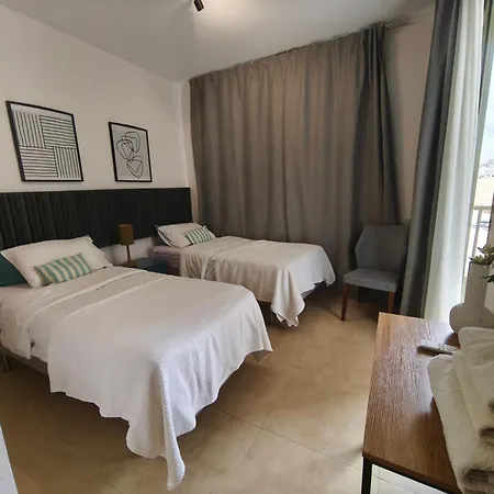 Apartament Danaos Nava