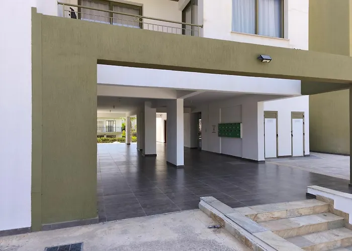 アパート Danaos Nava *