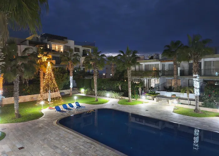 Danaos Nava パ フォス