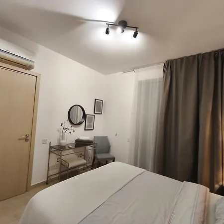 Apartament Danaos Nava