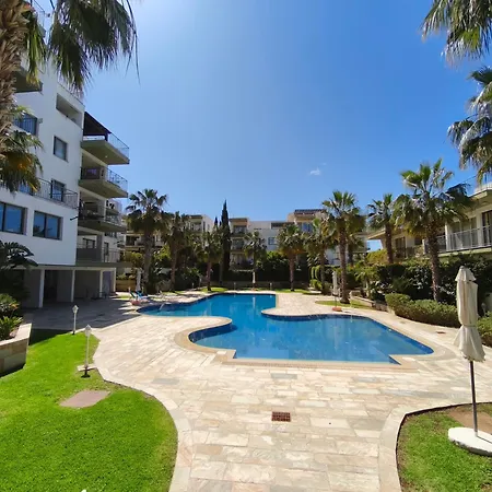 Danaos Nava * Пафос